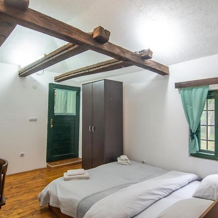 Lodge Morava วรินรัชกา บานยา ภายนอก รูปภาพ